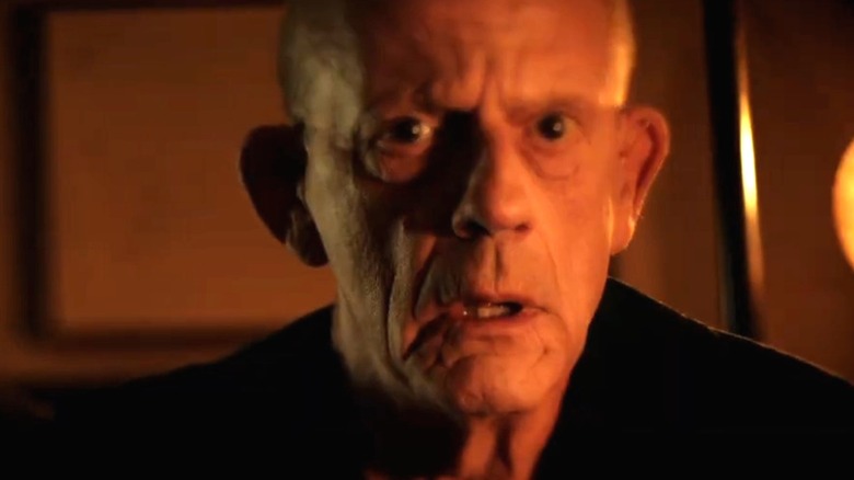 Cyrus frowning in "88."