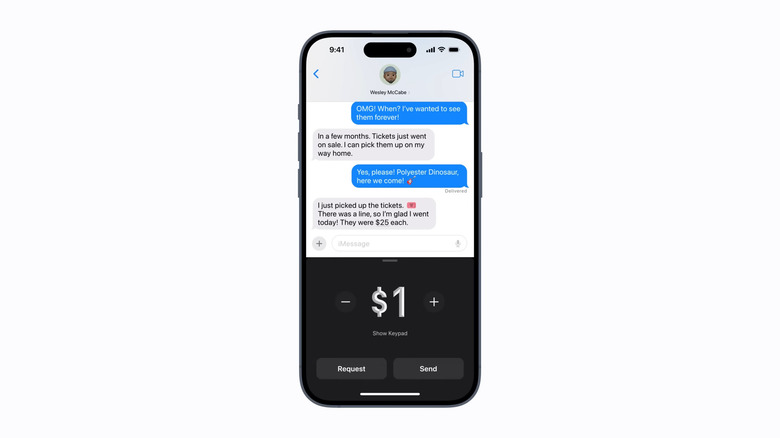 iPhone Messages showing conversation with Apple Cash