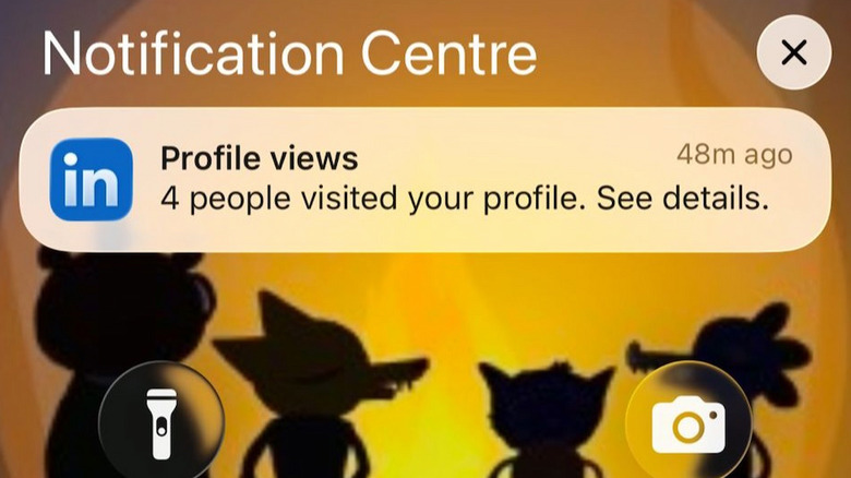 iPhone notification Centre showing a LinkedIn preview notification