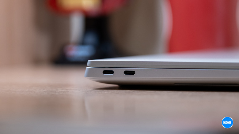 Left ports on the Dell 16 Premium laptop