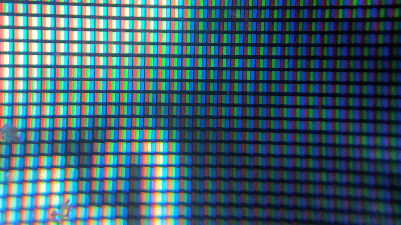 OLED pixels up close.