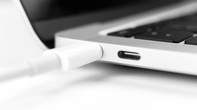 USB-C port