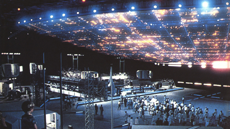 On set image of Close Encounters of the Third Kind spaceship