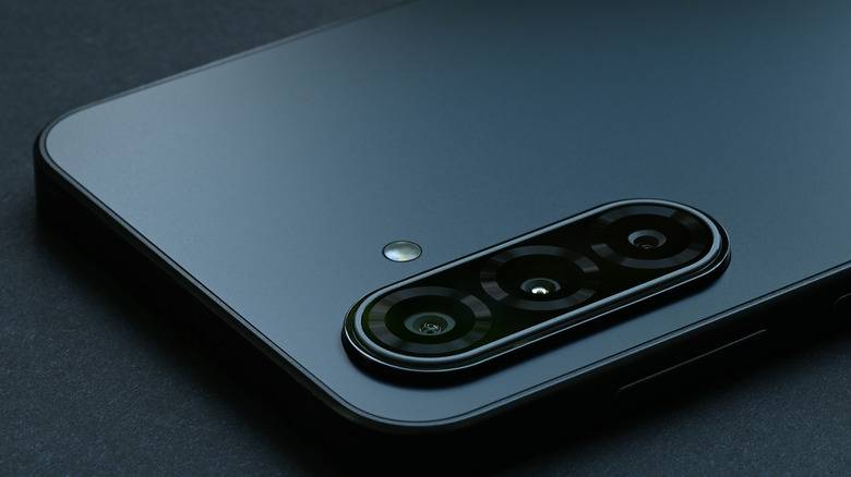 close-up of Galaxy A17 5G camera bump