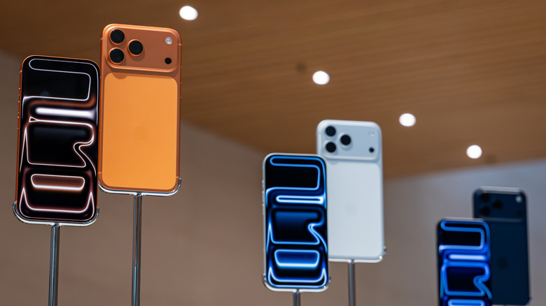 The iPhone 17 Pro models on display in a store.