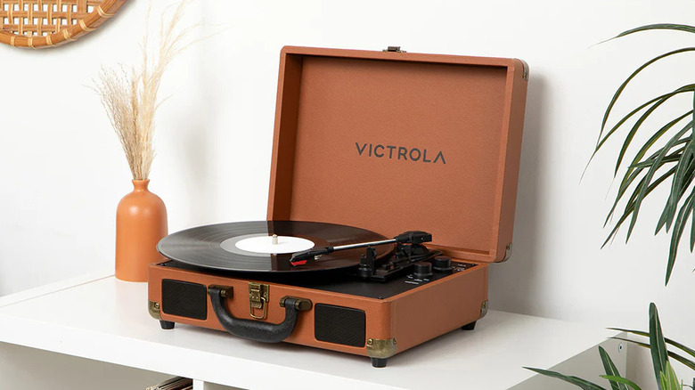 A picture of a Victrola Journey II vinyl turntable on a table