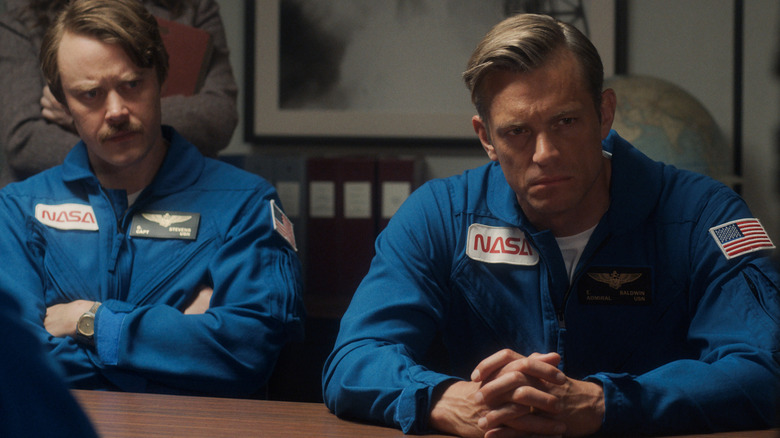 Michael Dorman and Joel Kinnaman in 