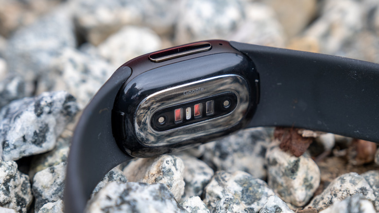 Sensors on the Google Fitbit Edge