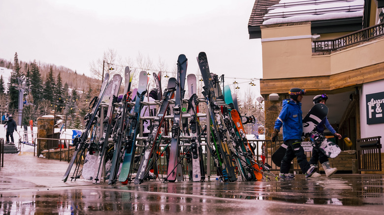 Skis deposited on the side of the road.