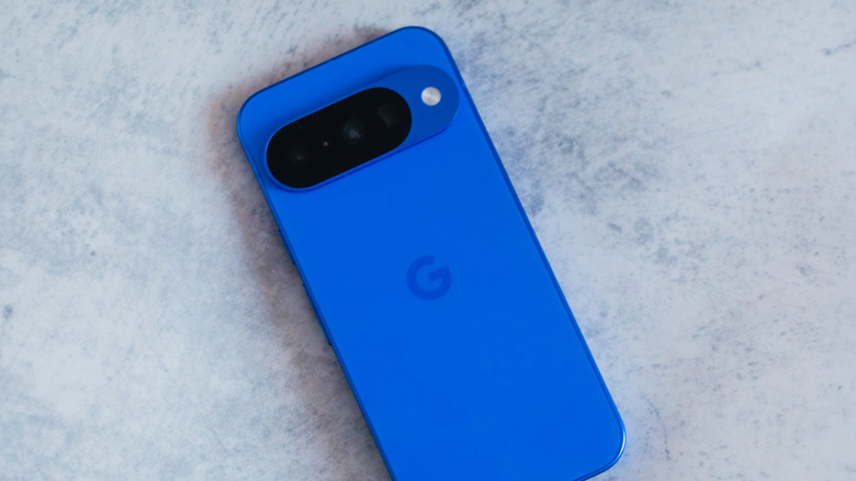 close-up pixel 10 smartphone