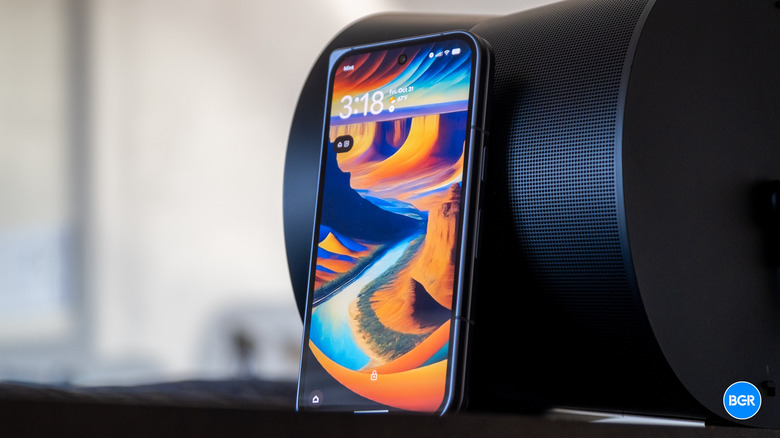 Software on the Google Pixel 10 Pro Fold