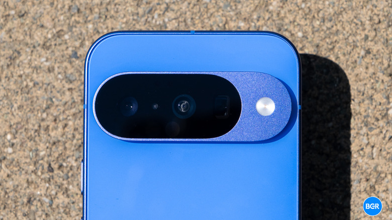 Cameras on the Google Pixel 10