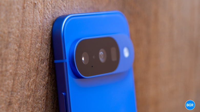 Cameras on the Google Pixel 10