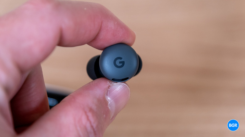 Google Pixel Buds 2a earbud
