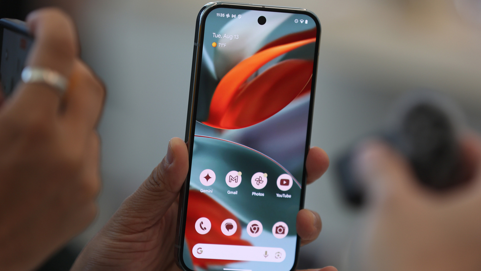 Google Report Reveals How Text Scams Steal Your Data And Money – BGR Google Report Reveals How Text Scams Steal Your Data And Money – BGR