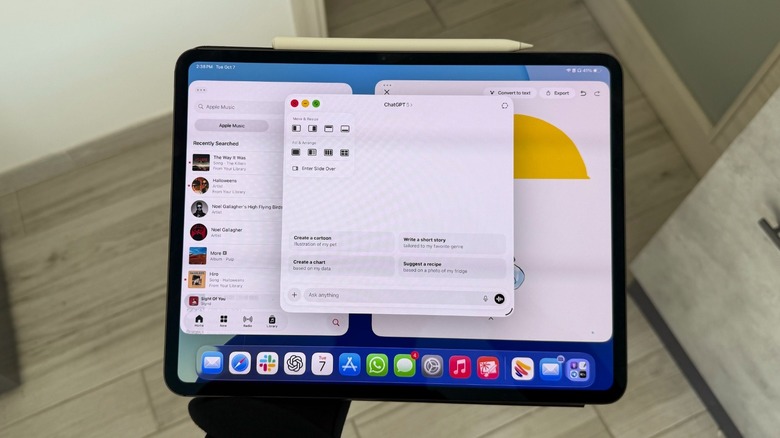 iPadOS 26.1 beta 2 re-adds the Slide Over mode