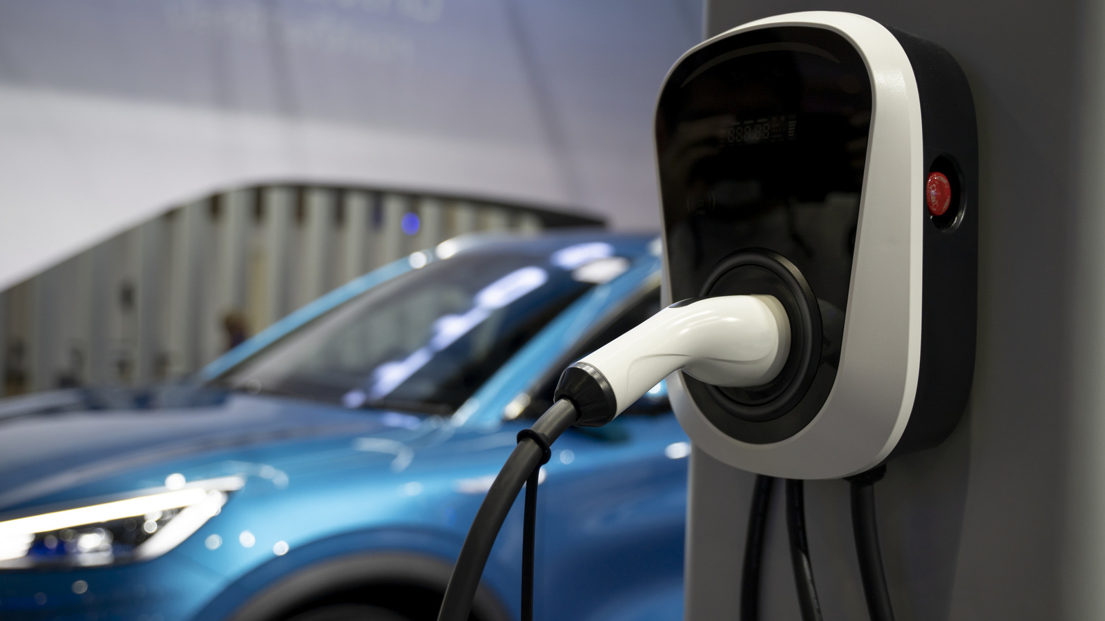 How A Pioneering Battery Manufacturer Made A 600,000-Mile EV Battery
