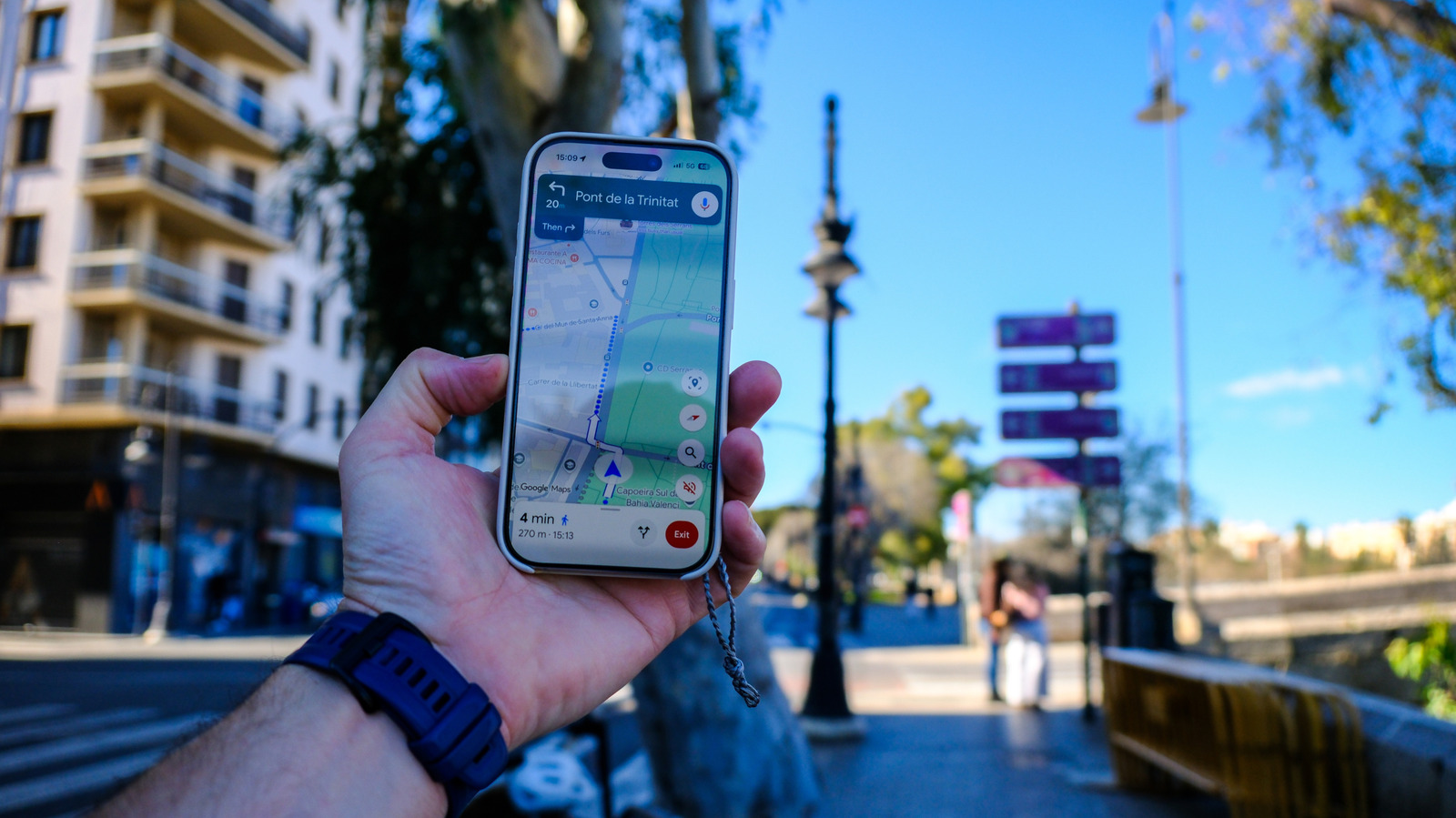 How Accurate Are Google Maps' Walking Time Estimates?