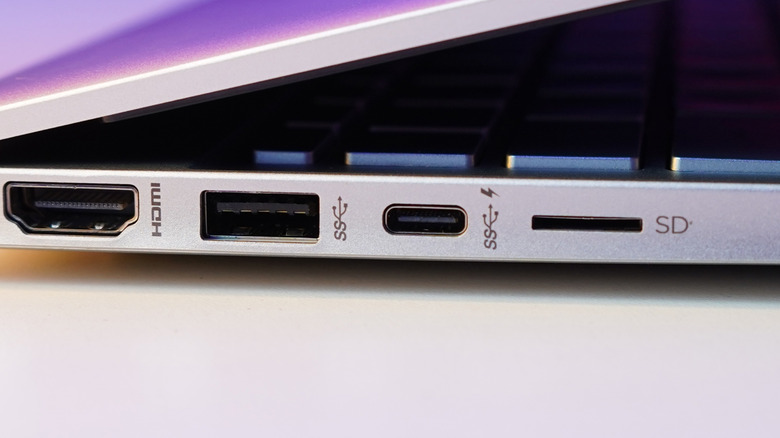 USB port symbols on laptop