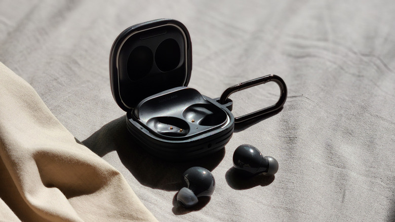 Samsung Galaxy Buds 2 in their charging case.