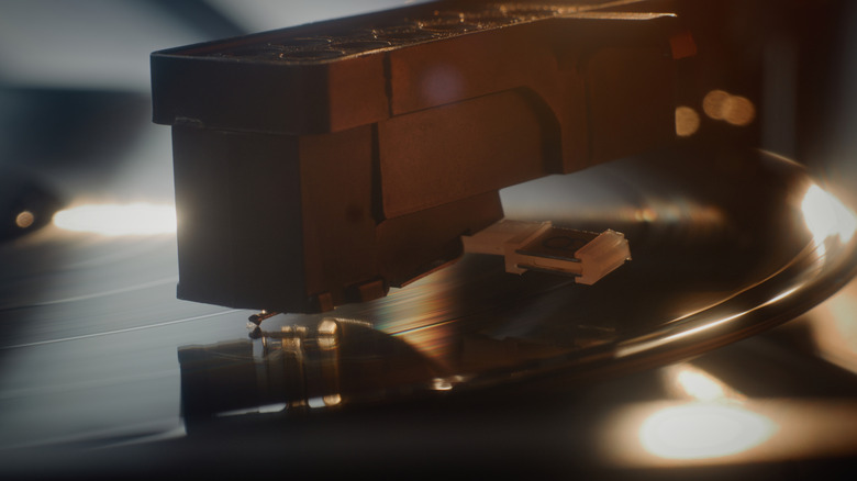 Turntable stylus and cartridge, macro view.