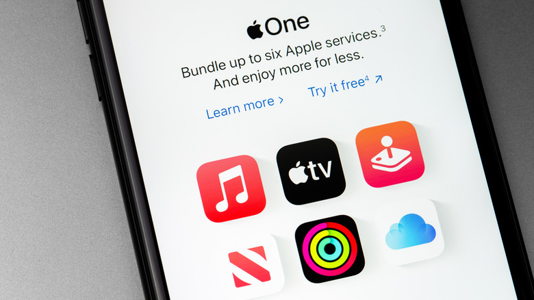 A phone showing the Apple One bundle option.