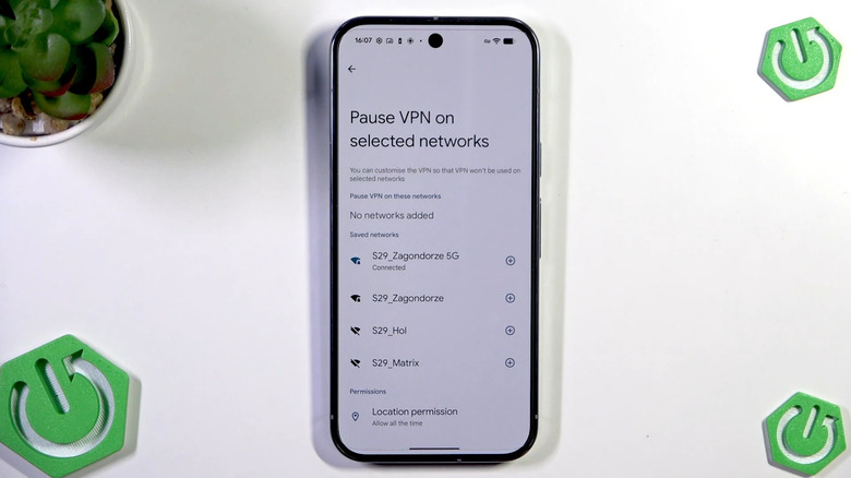 Pause VPN on selected networks options for VPN by Google on Android