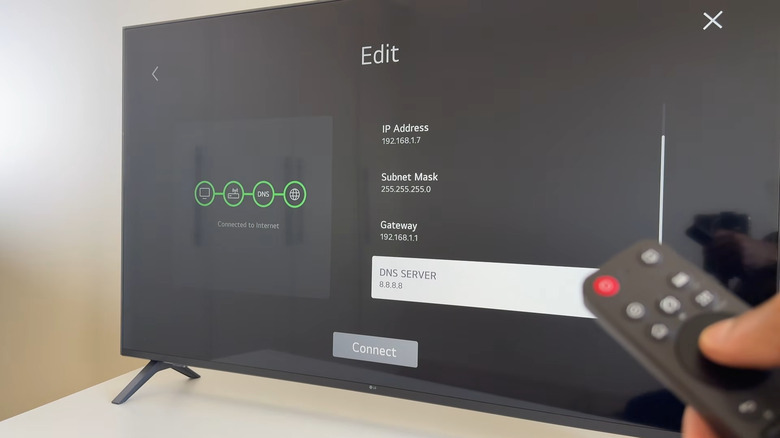 LG TV showing Internet page with DNS Server highlighted