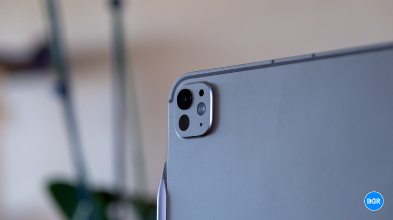 Camera on the iPad Pro M5
