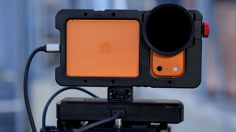 iPhone 17 Pro Max setup for streaming MBL's match