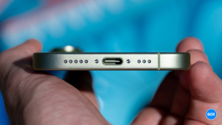 USB-C port on the iPhone 17