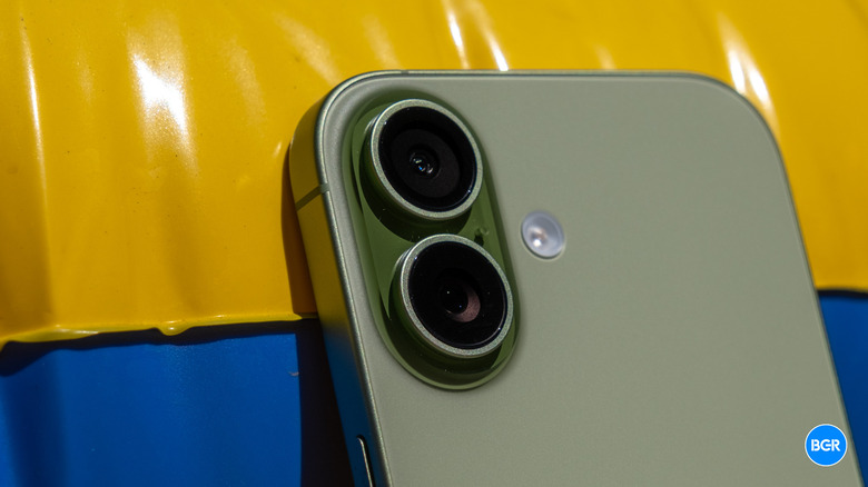 Cameras on the iPhone 17