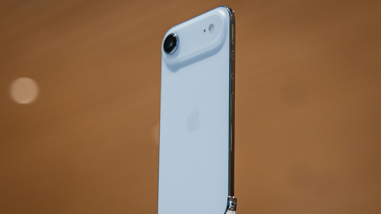 The iPhone Air's single-lens camera system.