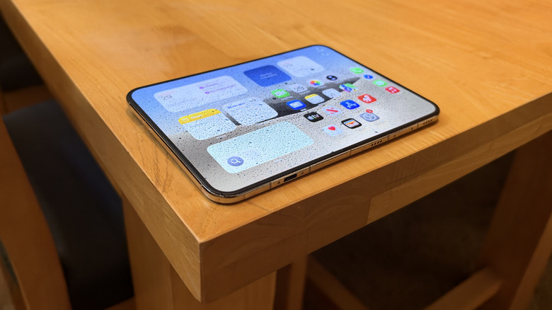 Water drops on iPhone Duo screen