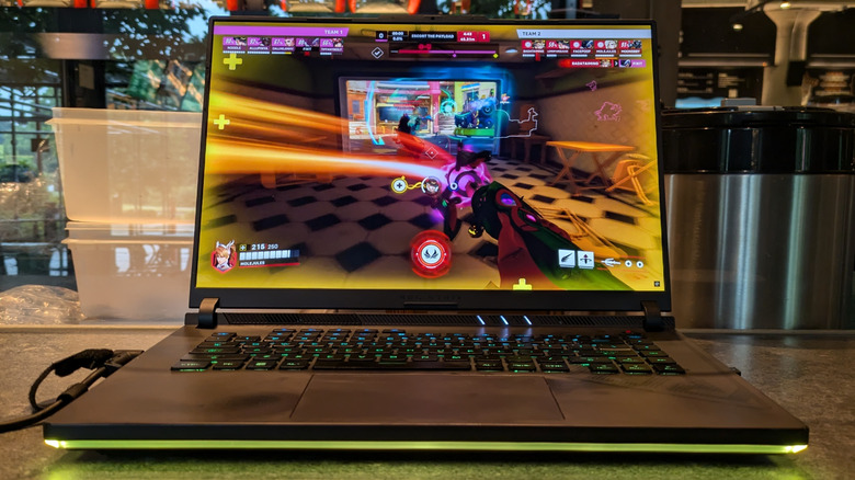 Hero shooter Overwatch 2 being played on an Asus ROG Strix G16 (2024)