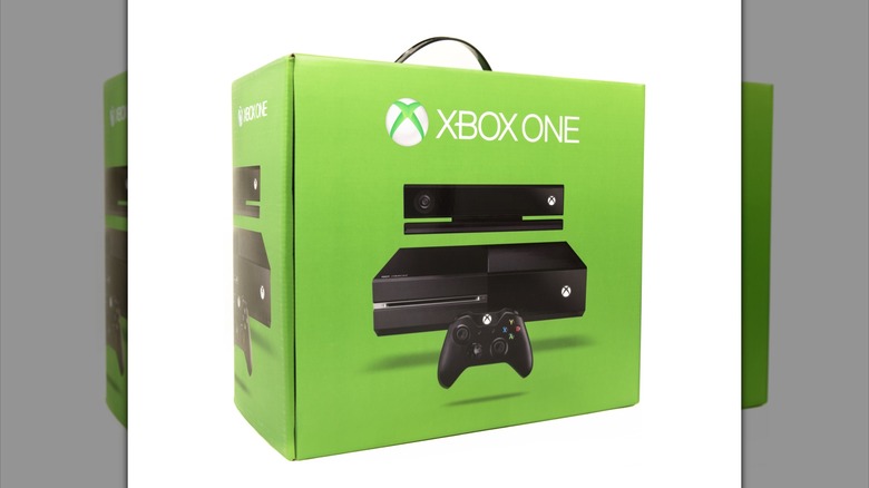 The Xbox One console box