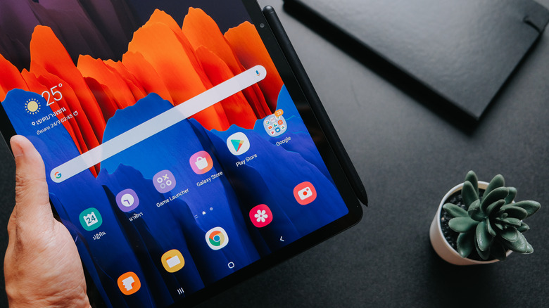 An older Samsung Galaxy Tab 7