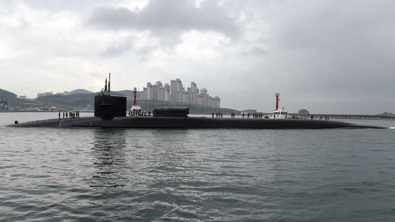 The USS Michigan arriving in Korea in 2017