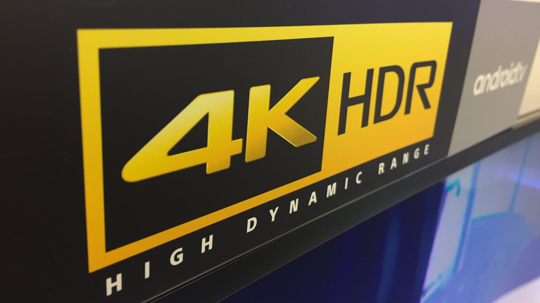 A 4KHDR icon above a display TV.