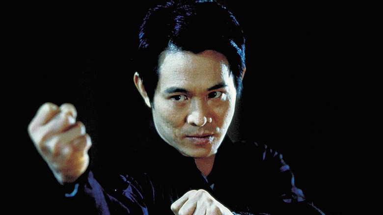 Jet Li in a fighting stance in The One