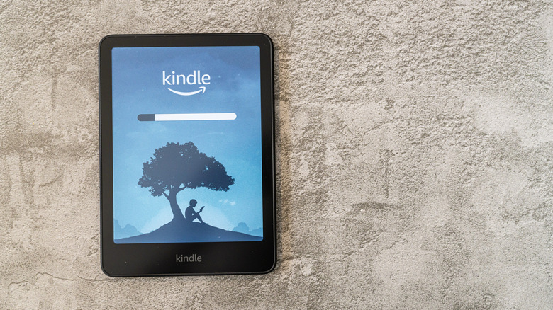A Kindle Colorsoft reader on a counter.