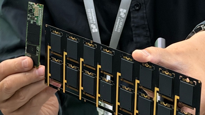 Comparison between Lexar's new mSSD and regular SSD option