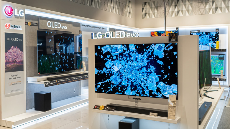 LG OLED tvs on display