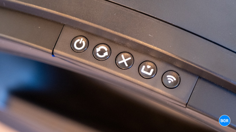 Buttons on the Litter-Robot 5 Pro