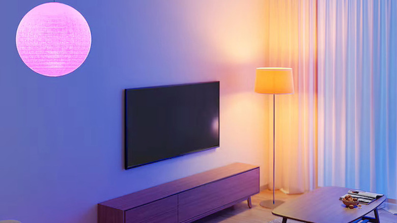 Govee light bulbs installed into lamp and ceiling light