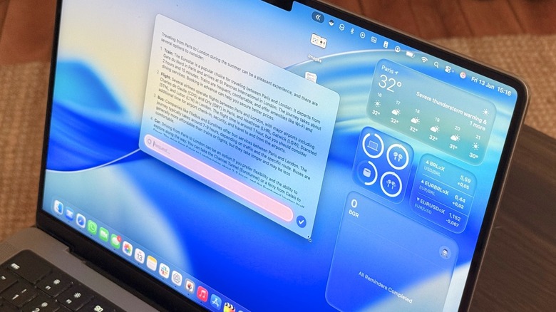 macOS Tahoe chatbot powered by Apple Intelligence