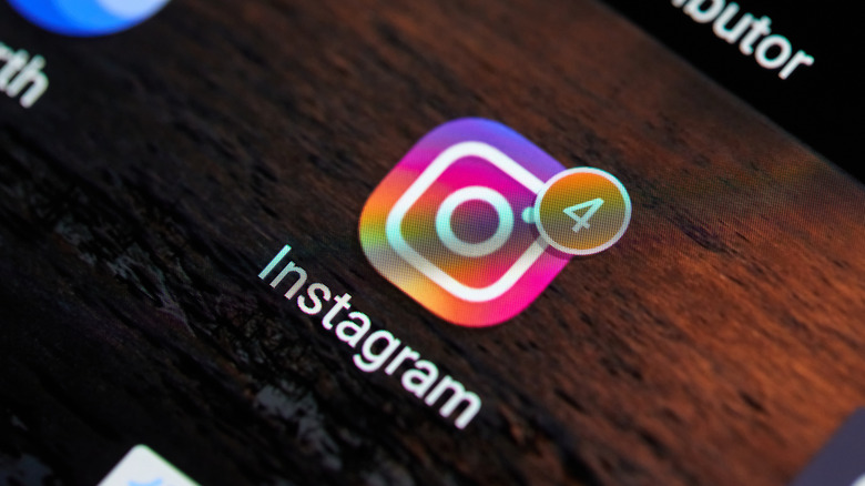 Close up of the Instagram app icon with a notification indicator