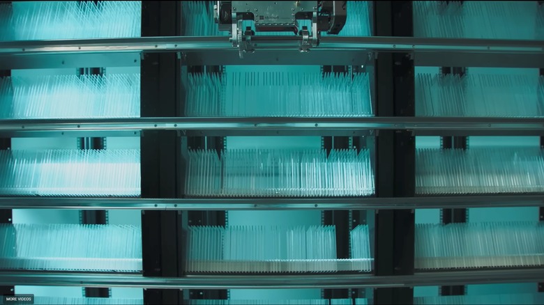 Microsoft's collection of Project Silica borosilicate drives