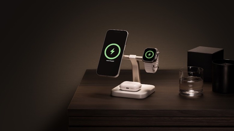 New 3-in-1 Mophie Charging Stand