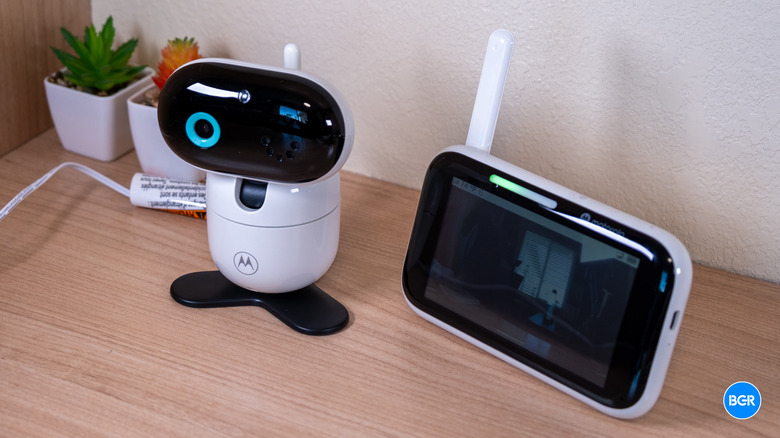 Motorola PIP1710 Connect camera and parent unit